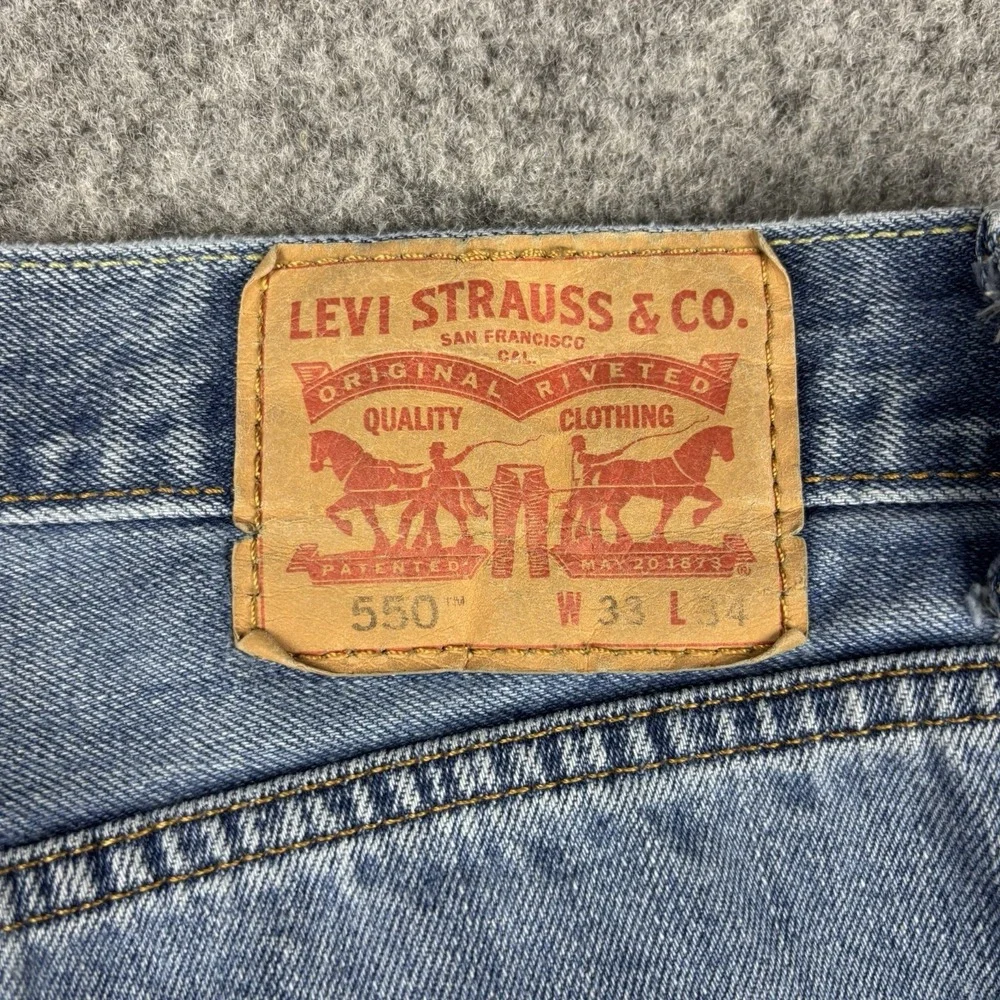 Levis 550 Jeans Mens 33x34 Relaxed Straight Light Wash Blue Denim‎ Casual Y2K